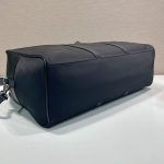 プラダ コピー Re-Nylon サフィアーノトラベルバッグ 2VC042 プラダ コピー Re-Nylon サフィアーノトラベルバッグ 2VC042