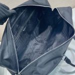 プラダ コピー Re-Nylon サフィアーノトラベルバッグ 2VC042 プラダ コピー Re-Nylon サフィアーノトラベルバッグ 2VC042