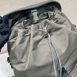 プラダ スーパーコピー Re-Nylon xレザー バックパック 2VZ108 プラダ スーパーコピー Re-Nylon xレザー バックパック 2VZ108