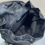 プラダ スーパーコピー Re-Nylon xレザー バックパック 2VZ108 プラダ スーパーコピー Re-Nylon xレザー バックパック 2VZ108